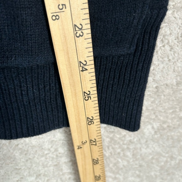 American Eagle Cardigan Women’s Size Medium Blue. Preppy  Casual Vintage Fit - Picture 3 of 10